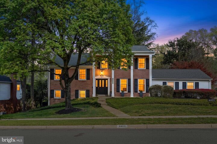 Property Photo:  4403 Wakefield Drive  VA 22003 