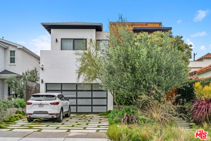 Property Photo: 2230 Malcolm Ave CA 90064