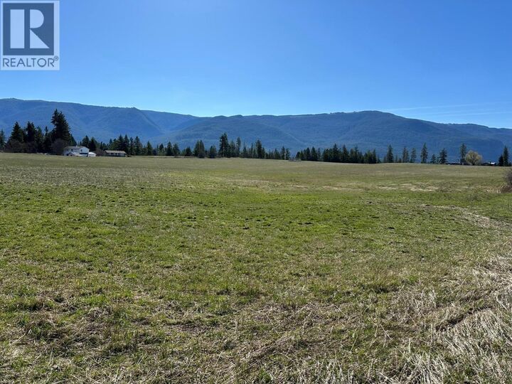 Property Photo:  3900 Schubert Road  BC V4Y 0J5 