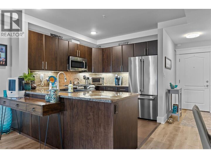 Property Photo:  975 Victoria Street 404  BC V2C 0C2 