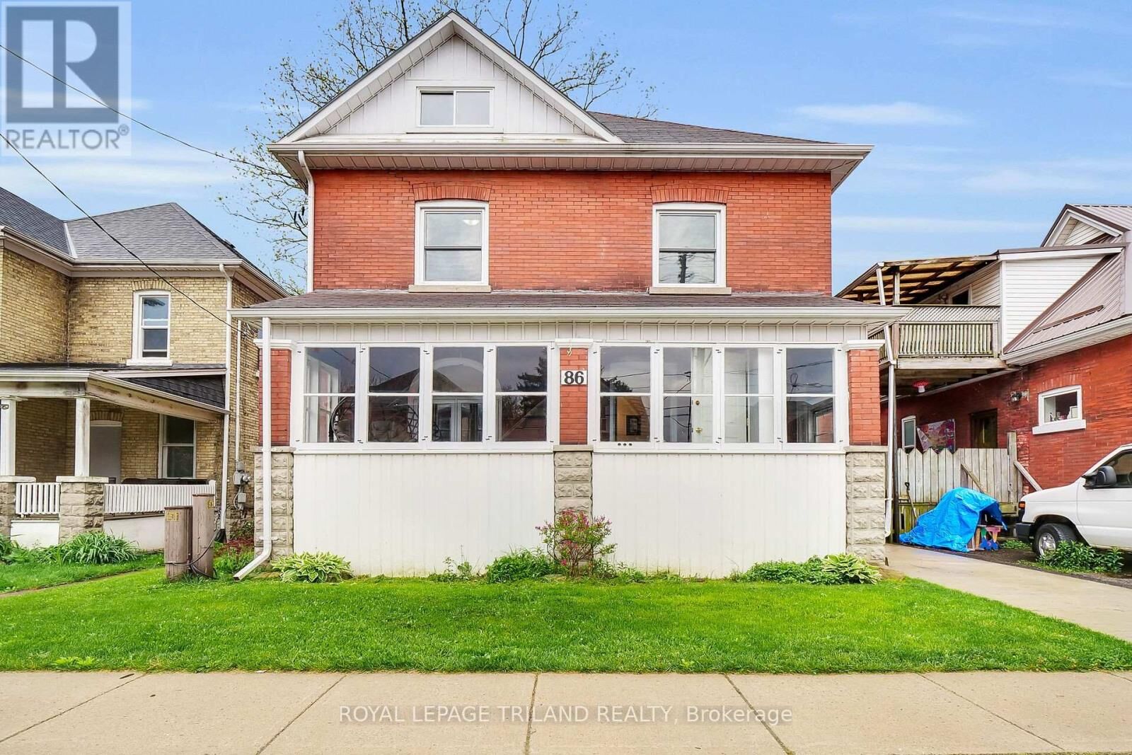 Property Photo:  86 Kains Street  ON N5P 1N7 