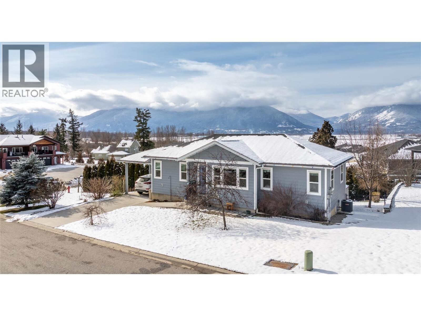 Property Photo:  801 Hawkview Drive  BC V0B 1G3 