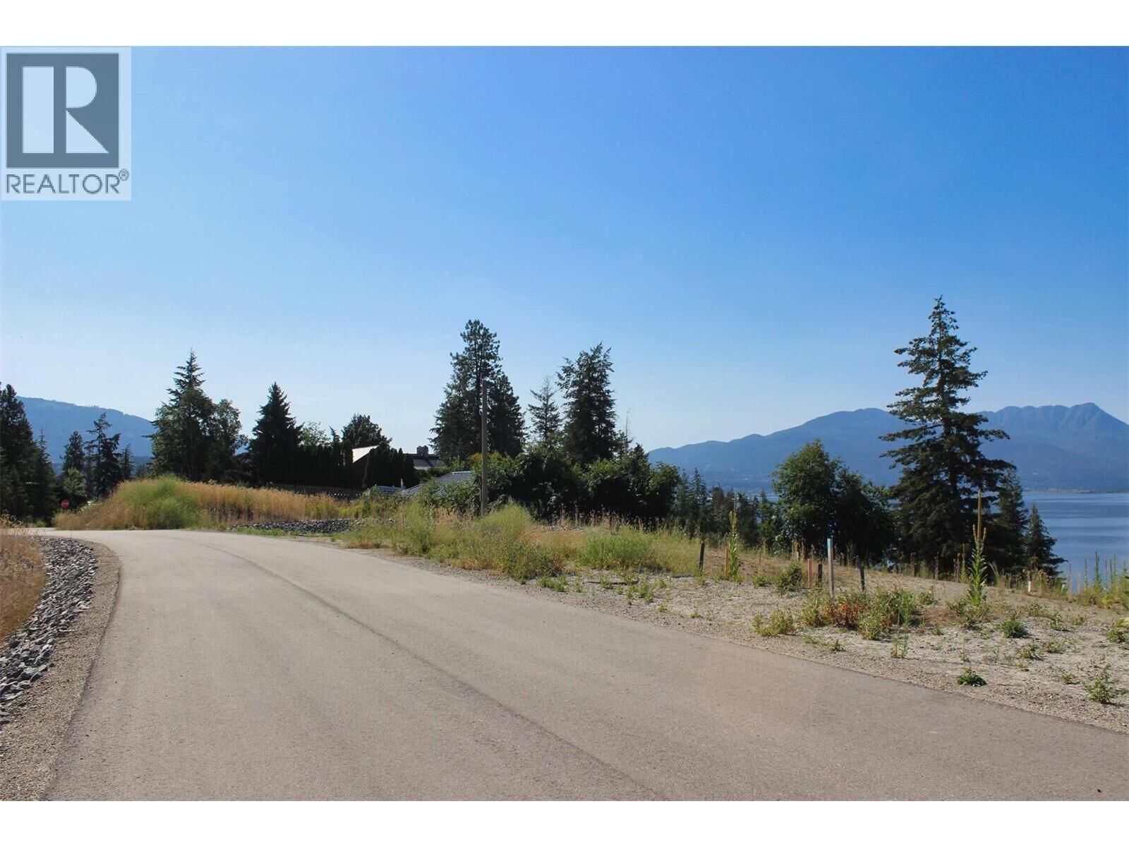 Property Photo: 3648 Braelyn Road 1 BC V0E 2X1