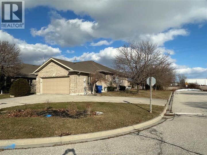 Property Photo:  51 Santos Drive  ON N9Y 3Z5 