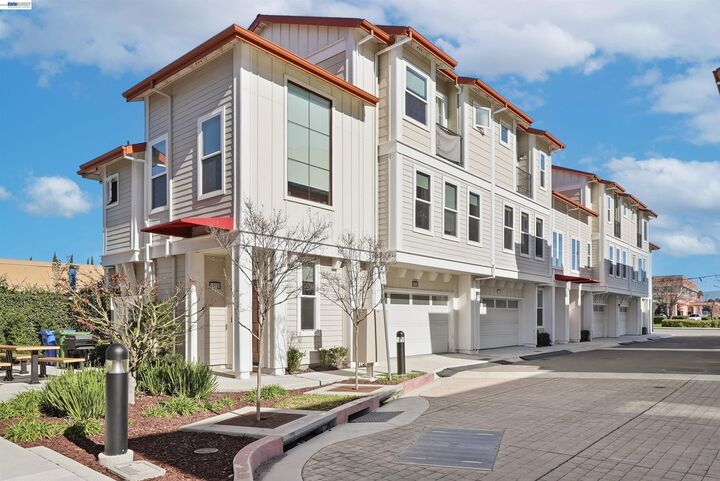 Property Photo: 34936 Machado Cmn CA 94555