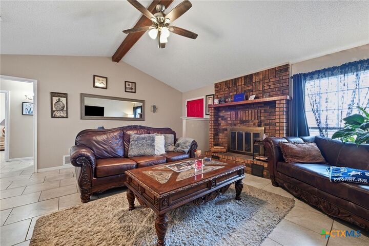 Property Photo:  1304 Linda Spur  TX 76549 