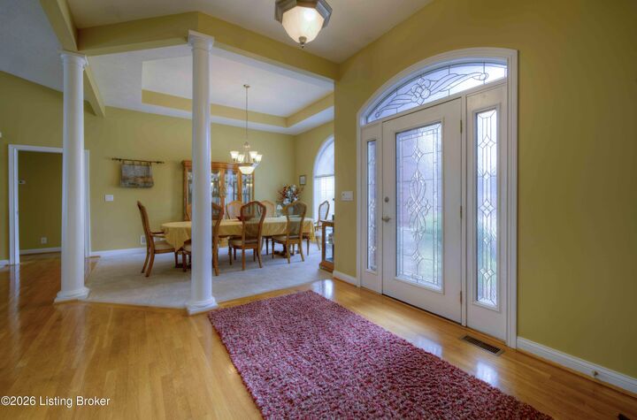 Property Photo:  5125 Oaklawn Park Dr  KY 40299 