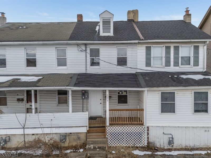 Property Photo:  253 Washington St  NJ 08865 