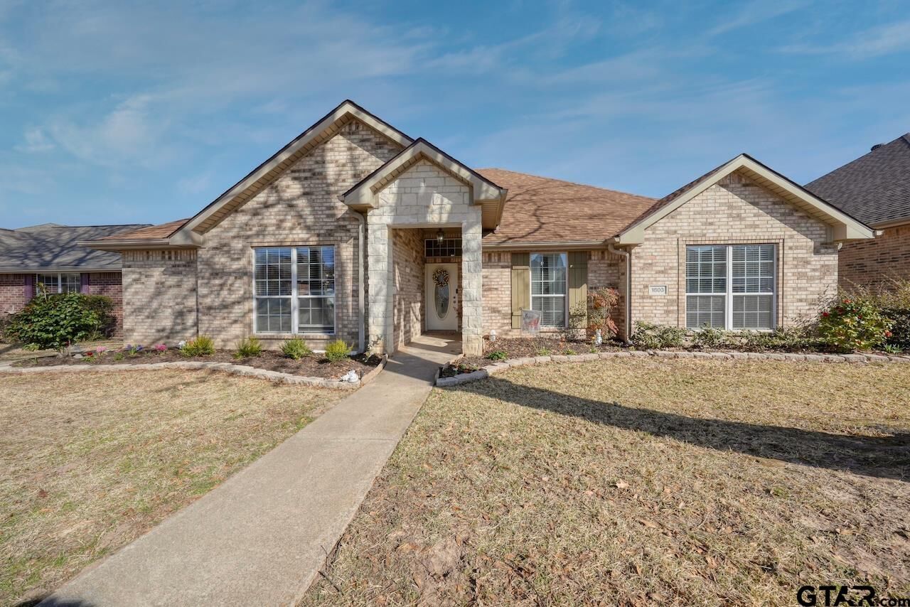 Property Photo:  1803 Park Place  TX 75773 