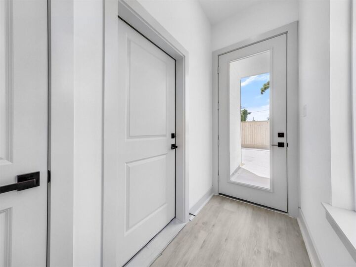 Property Photo: 2410 Vaughn Street F TX 77093