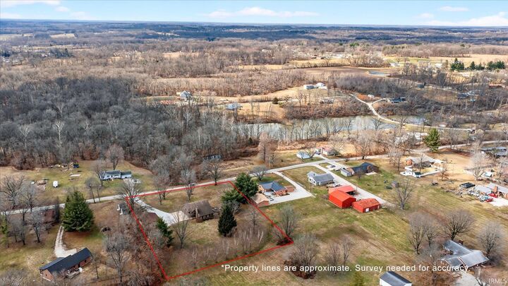 Property Photo: 1734 N 1300 W IN 47441