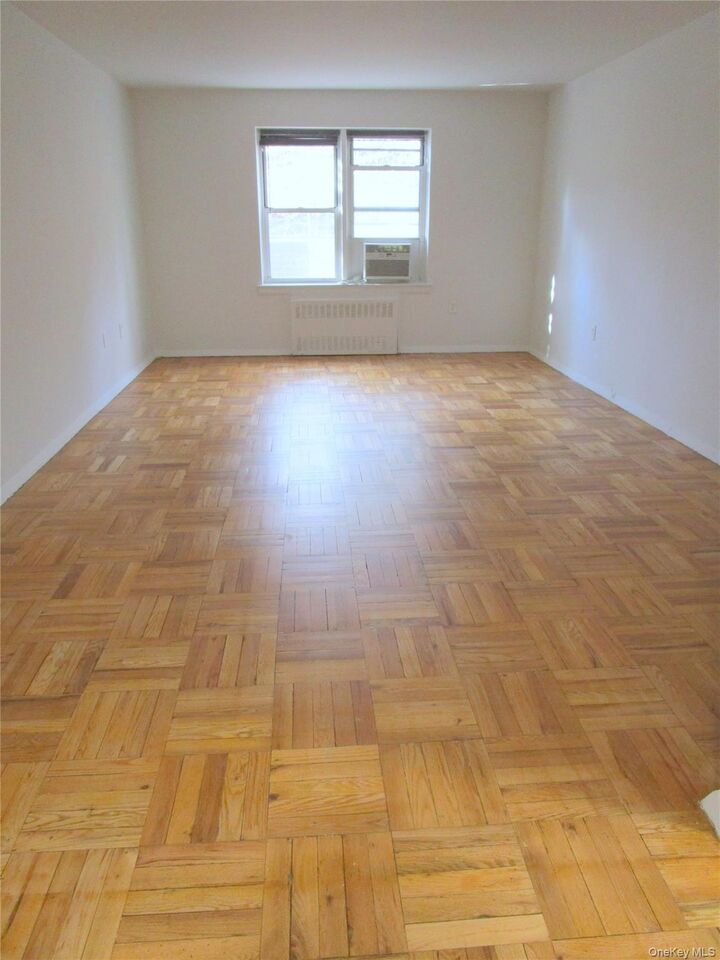 Property Photo:  255 Bronx River Road 3K  NY 10704 