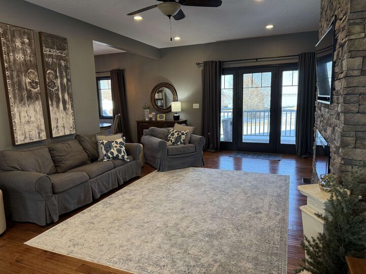 Property Photo: 404 S Maloney Drive NE 69101