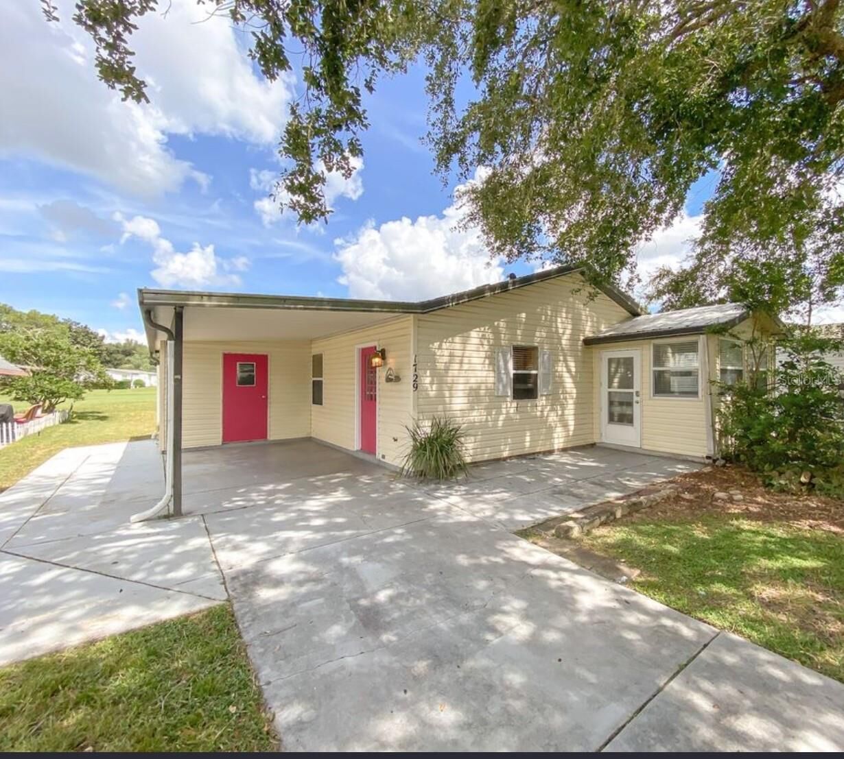 Property Photo: 1729 Lauren Lane FL 32159