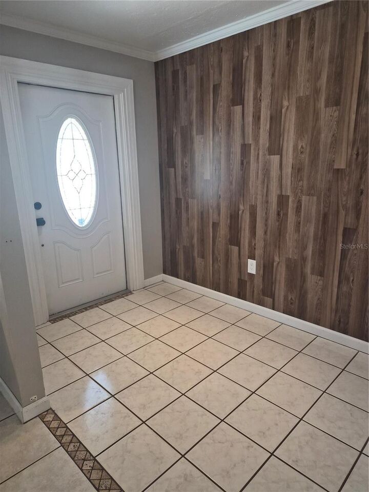 Property Photo:  1080 Leeward Road  FL 34293 