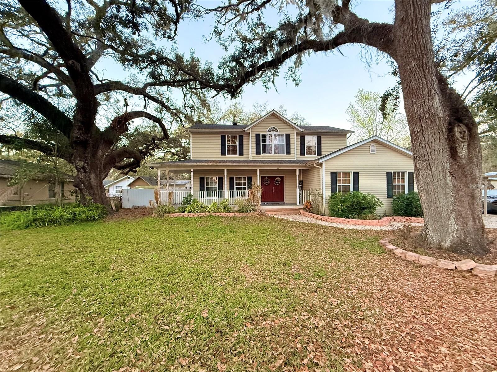 Property Photo:  1628 Curry Street  FL 33510 