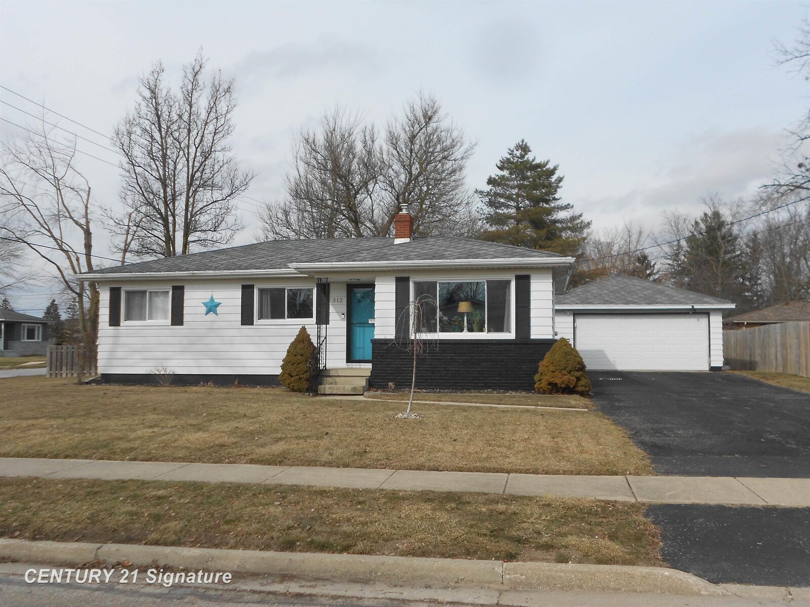 Property Photo: 312 Church Street MI 48611