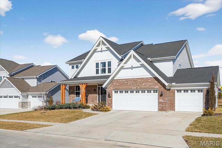 Property Photo:  403 Burnley Drive  MO 63368 