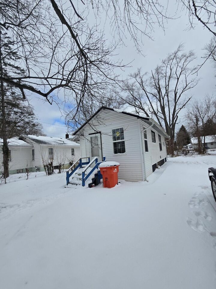 Property Photo:  831 La Salle Street  MI 49022 