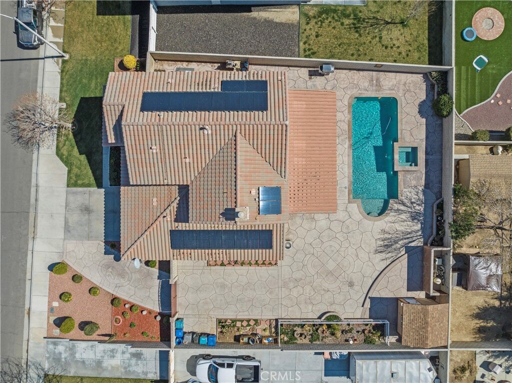 Property Photo:  3116 Kilt Court  CA 93535 