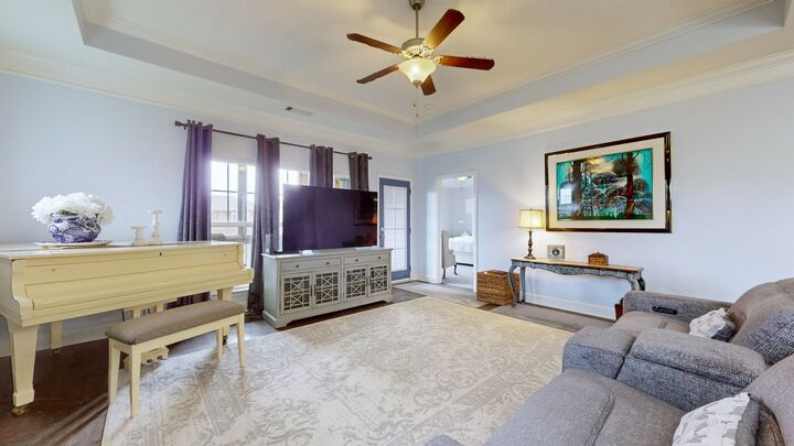 Property Photo: 3326 Balfron Dr TN 37135