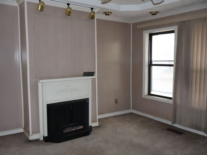 Property Photo: 900 Morrison St TN 37208