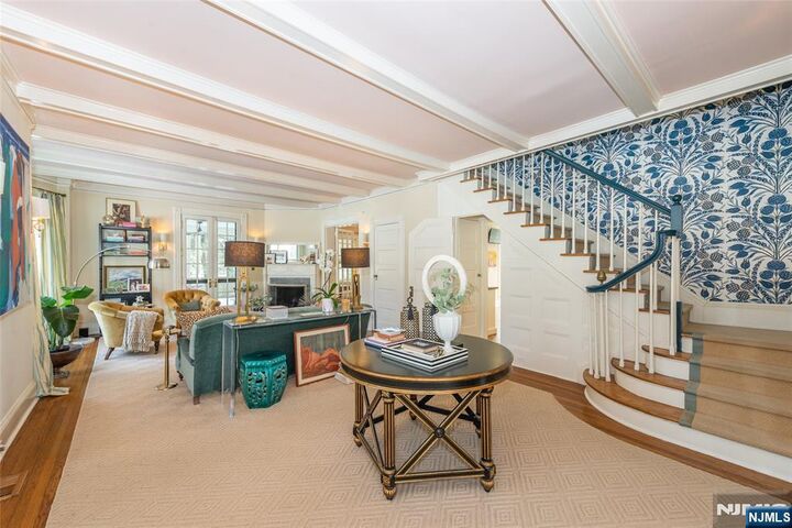 Property Photo:  120 W Ridgewood Avenue  NJ 07450 