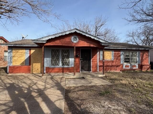 Property Photo:  4845 Hillside Avenue  TX 76119 