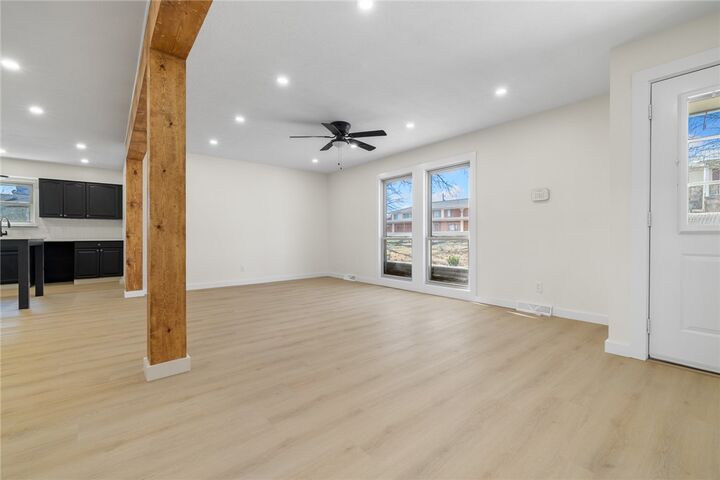 Property Photo: 415 Bella Vista Drive AR 72601