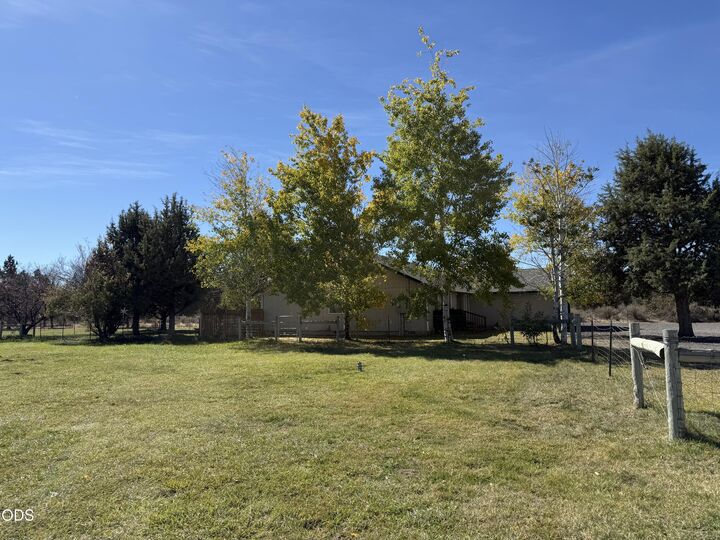 Property Photo:  67070 Paradise Alley  OR 97703 