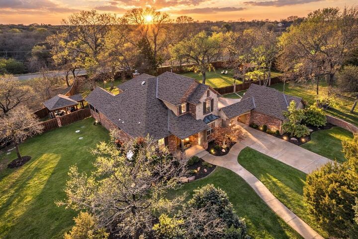 Property Photo:  4300 Pine Creek  OK 73034 