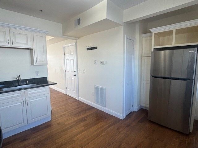 Property Photo:  290 Broadway 1  MA 02145 