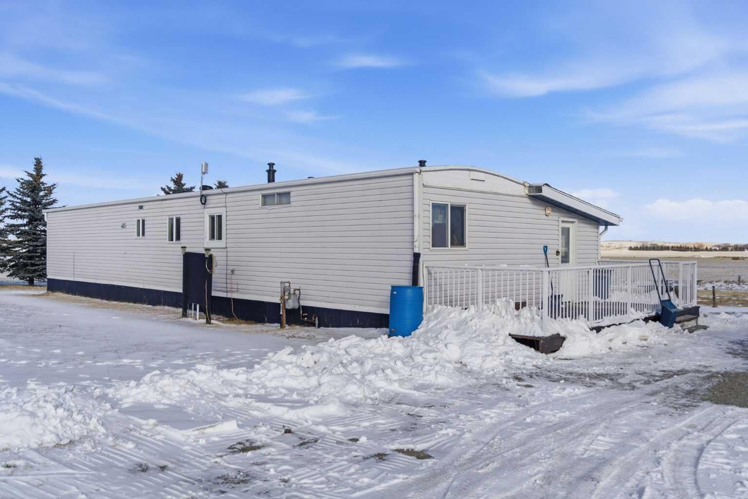 Property Photo: 232003 Range Road 242 AB T1P 0N1