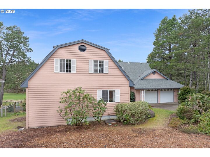 Property Photo:  26 Ocean Dunes Dr  OR 97439 