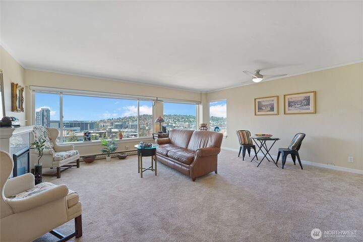 Property Photo:  308 E Republican Street 214  WA 98102 