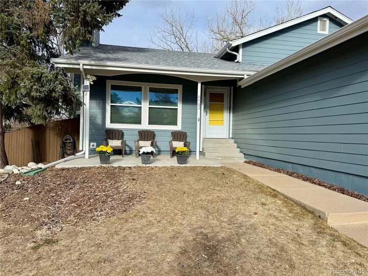 Property Photo:  523 Timberline Place  CO 80126 