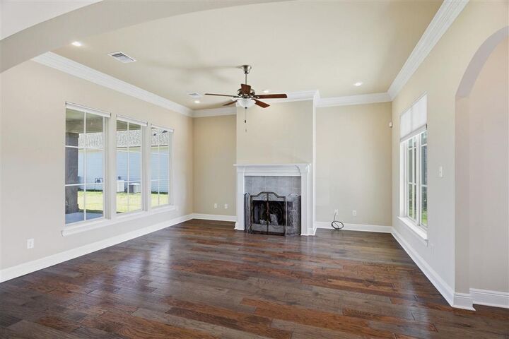 Property Photo: 3866 Jasmine Boulevard LA 70605