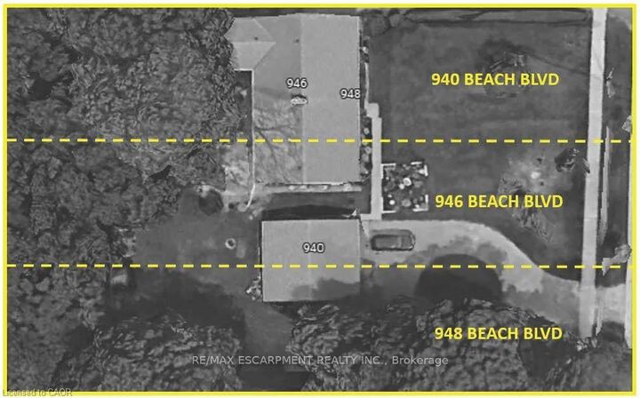 Property Photo:  940-946 Beach Boulevard  ON L8H 6Z4 