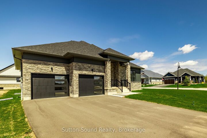 Property Photo: 116 Laurens Lane ON N0H 1S0
