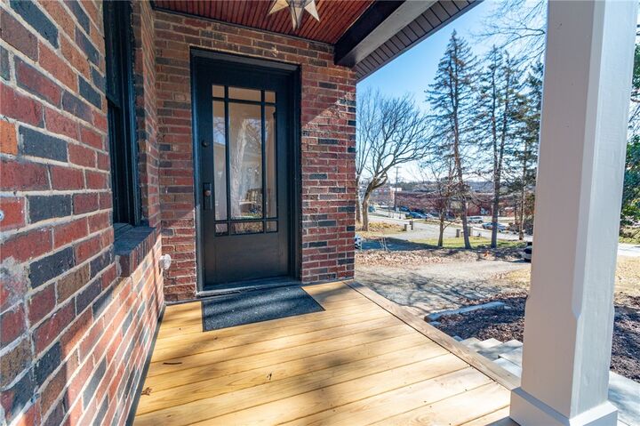 Property Photo:  201 Monroe St  PA 15146 