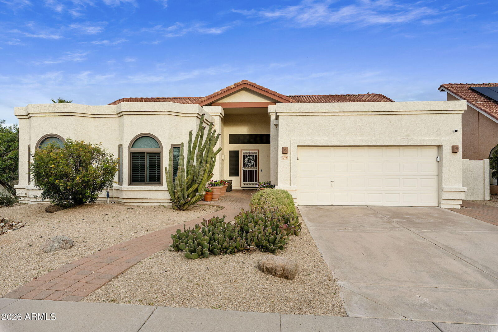 Property Photo: 13401 S 37th Place AZ 85044