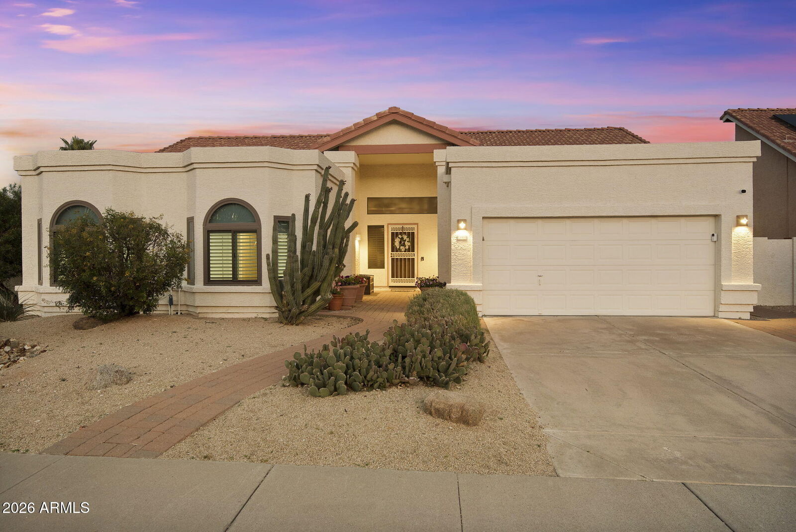 Property Photo:  13401 S 37th Place  AZ 85044 