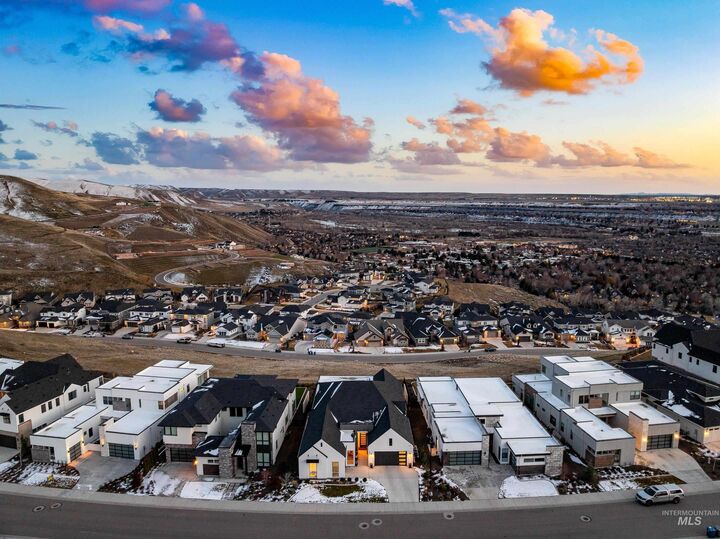 Property Photo:  5883 E Marmount Ct  ID 83716 