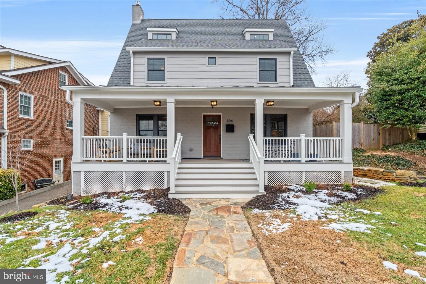 Property Photo: 204 Elm Street VA 22301