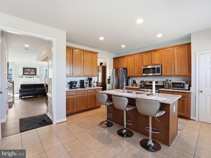 Property Photo:  8239 Red Carnation Court  VA 22079 