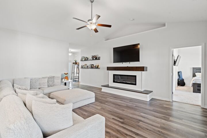 Property Photo: 380 Rose Ave. SC 29440