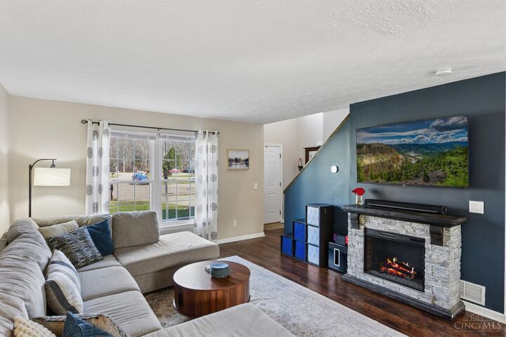 Property Photo:  5906 Greywolf Court  OH 45150 