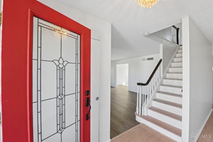 Property Photo:  1128 Oldwick Drive  OH 45215 