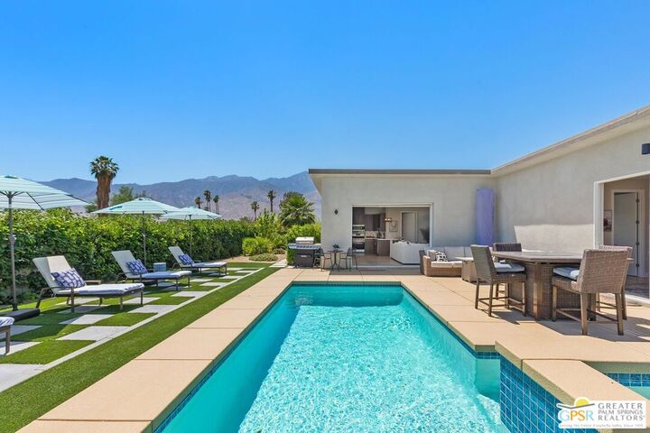 Property Photo:  760 S Palm Ave  CA 92264 