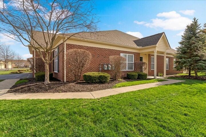 Property Photo:  5791 Burke Circle  OH 43054 